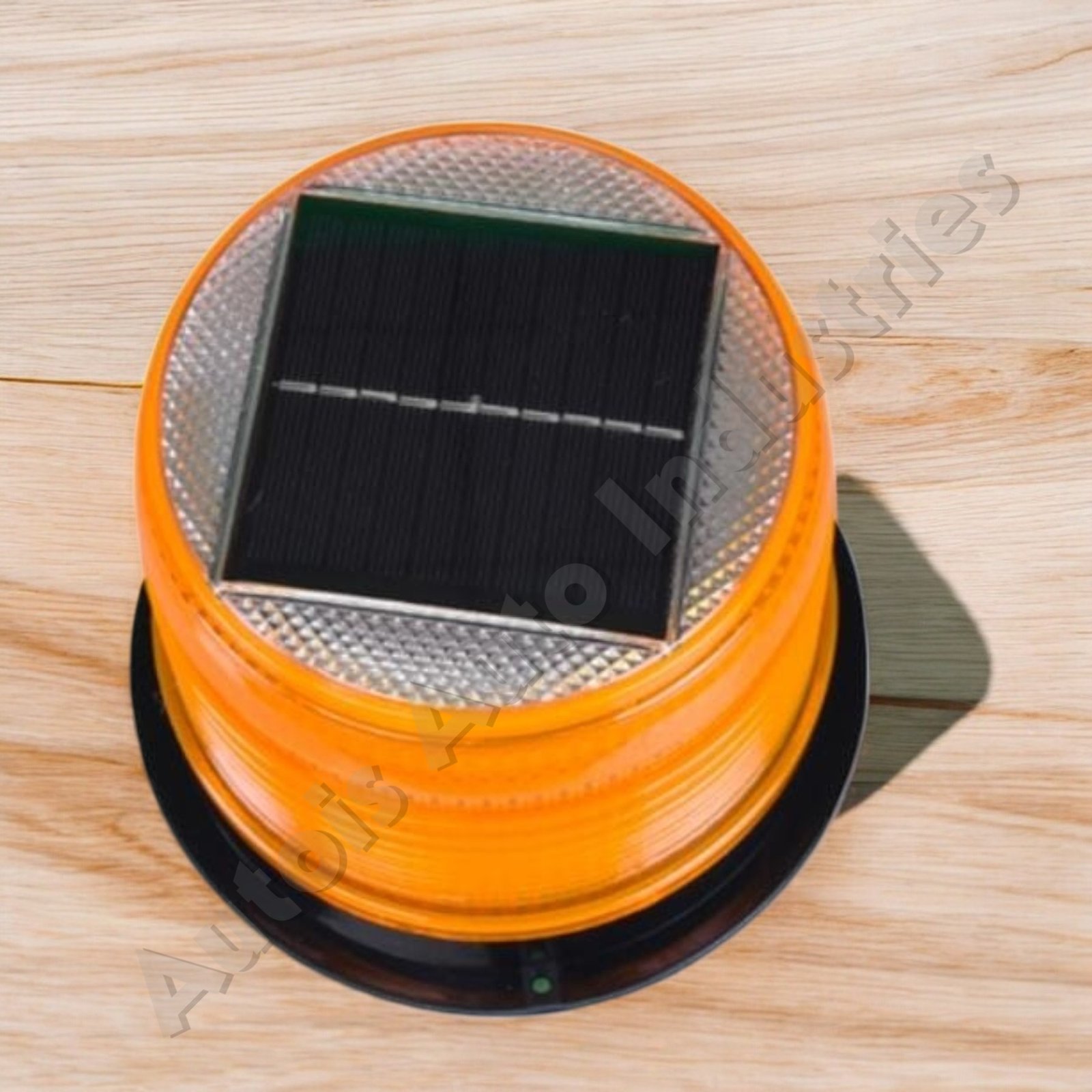 SOLAR BEACON-Photoroom